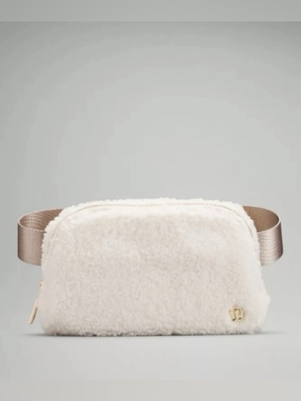 Lululemon Sherpa Belt Bag in Cream
